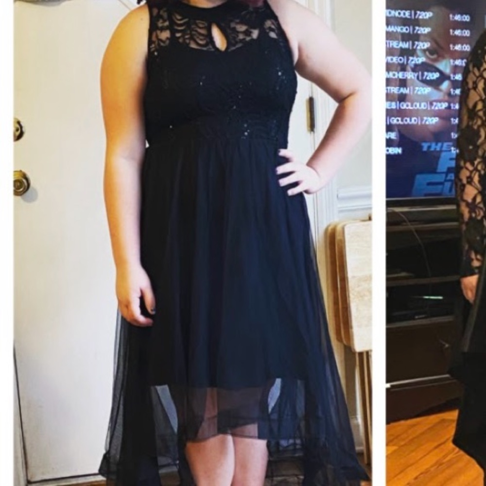 🖤🖤NWOT  HIGH LOW SEMI FORMAL DRESS🖤🖤